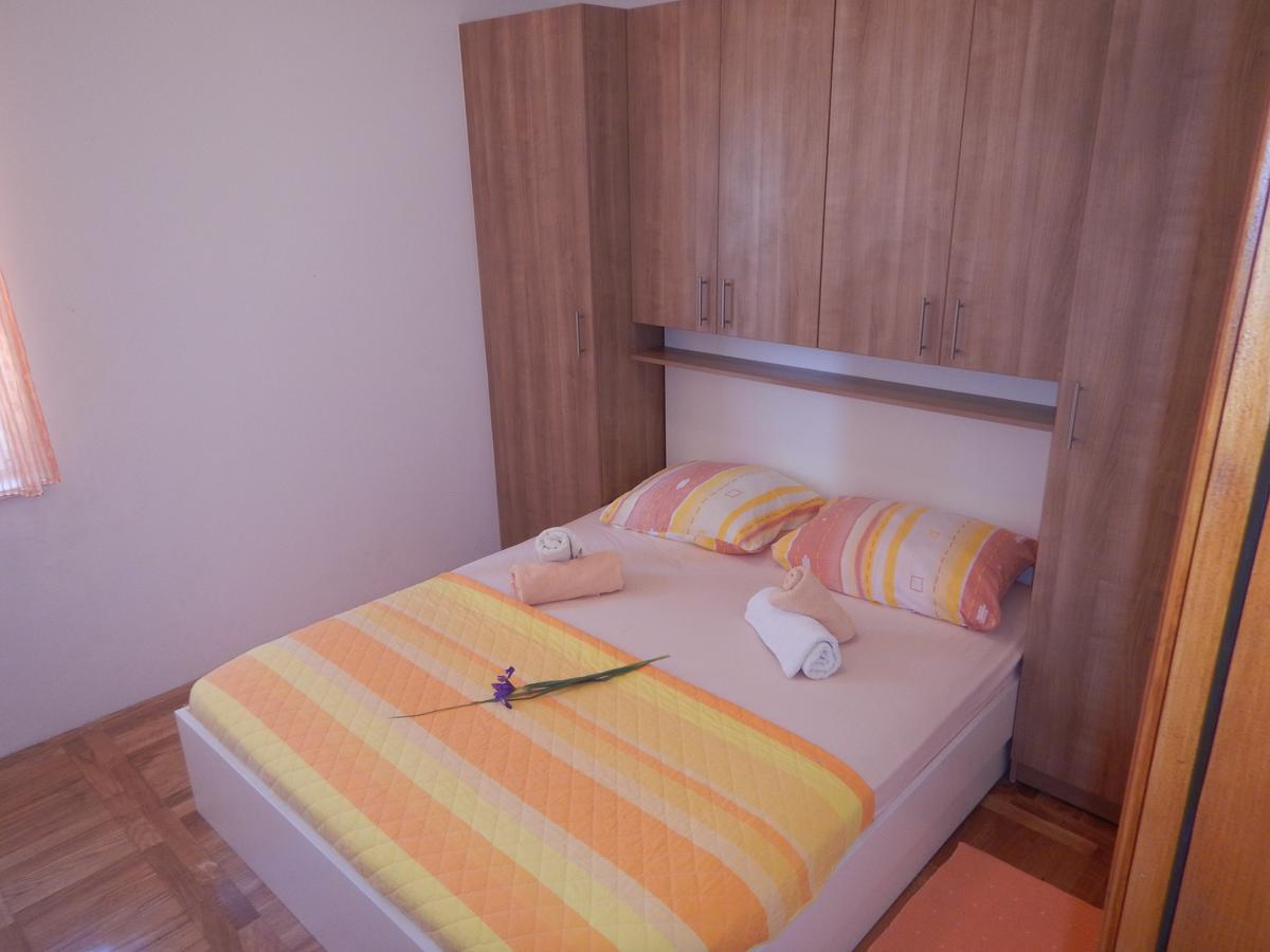 Apartments Val'S Osljak 프레코 외부 사진